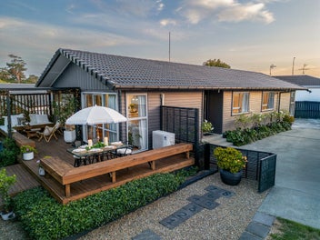 176 Cascades Road, Pakuranga Heights, Auckland