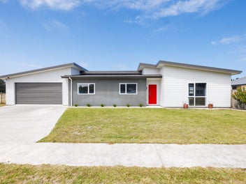 23 Sandown Avenue, Himatangi Beach, Himatangi Beach