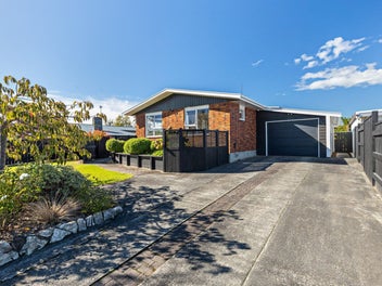 16 Lockhart Avenue, Milson, Palmerston North