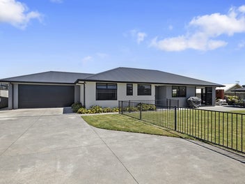 16 Desmond Place, Bell Block, New Plymouth