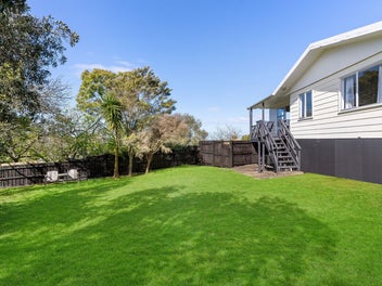 14 Aldern Road, Massey, Auckland