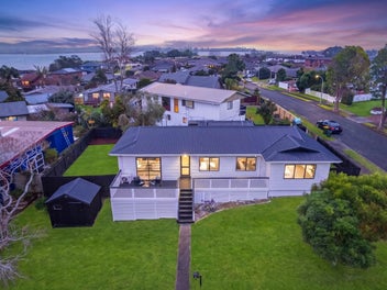 1 Dalmahoy Place, Wattle Downs, Auckland