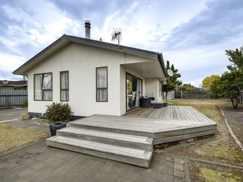 64 Columbus Crescent, Flaxmere, Hastings
