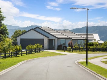 7 Eastbank Drive, Katikati, Katikati