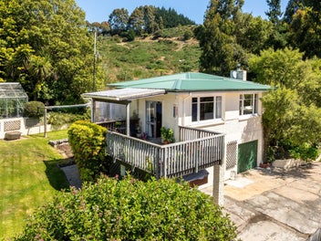 8 Roy Crescent, Concord, Dunedin
