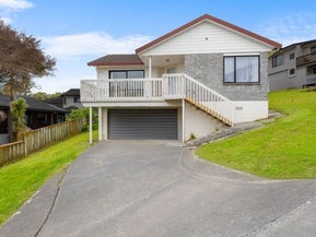 18 van Dyke Place, West Harbour, Auckland