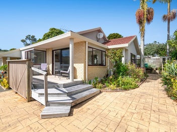 19 Palmgreen Court, Stanmore Bay, Whangaparaoa
