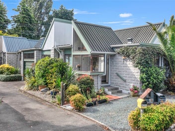 1/12 Byron Place, Stoke, Nelson