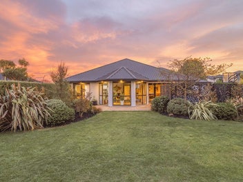 10 Glastonbury Drive, Burwood, Christchurch
