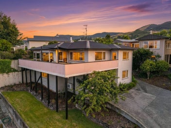 5 Kingsley Place, Richmond, Richmond