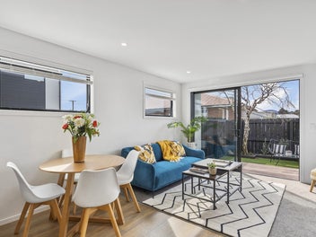 67C Royal Crescent, Saint Kilda, Dunedin