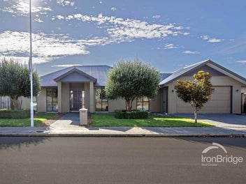 4 East Ellington Drive, Mairehau, Christchurch