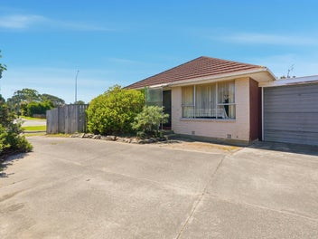 1/84 Hay Street, Bromley, Christchurch
