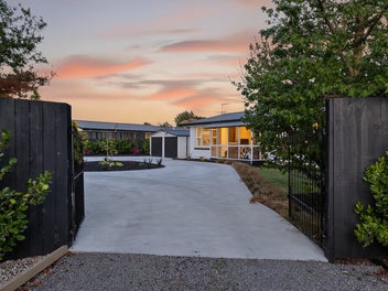100 Avondale Road, Avondale, Christchurch