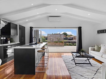 1/6 McLeod Road, Weymouth, Auckland