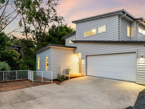 92A Beach Road, Castor Bay, Auckland