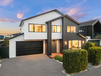 16 Headsail Drive, Long Bay, Auckland
