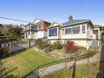10 Highcliff Road, Andersons Bay, Dunedin