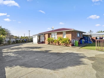 9 Macky Avenue, Mangere East, Auckland