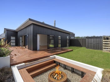 30 Dunn Street, LAKE HAWEA