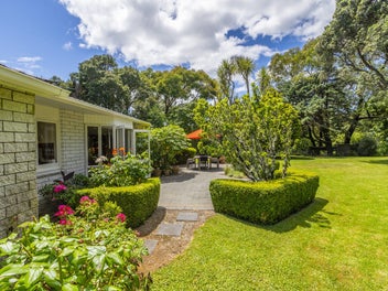 286 Main Road North, Waikanae