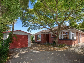 1/14 Downing Street, Hoon Hay, Christchurch