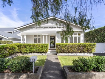 52 Moa Road, Point Chevalier, Auckland