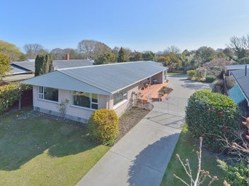43 Sevenoaks Drive, Bryndwr, Christchurch