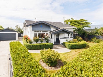6 Rosalie Terrace, Kelvin Grove, Palmerston North