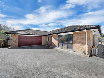 115 Bushlands Park Drive, Albany, Auckland