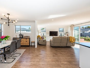 7 Kikorangi Way, Paraparaumu, Paraparaumu