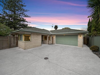 35A Overton Road, Papatoetoe, Auckland