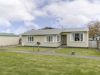 17A Carey Street, Waitara, Waitara