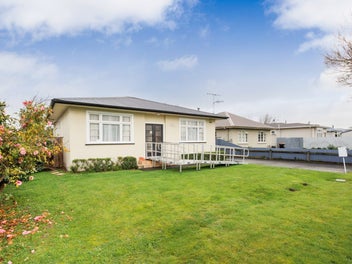 62 Guy Avenue, Takaro, Palmerston North