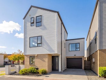 2 Koropiko Lane, Flat Bush, Auckland