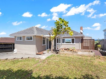 81 Carlton Street, Hillsborough, Auckland