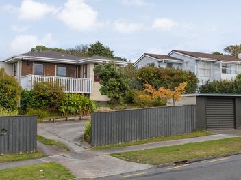 124 Te Pene Avenue, Titahi Bay, Porirua