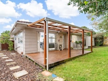 4/10 Rata Street, New Lynn, Auckland