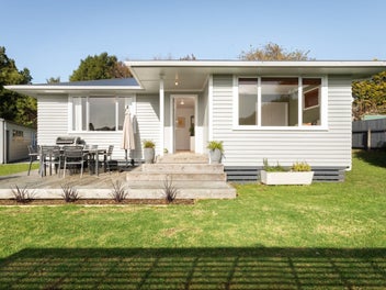 12 Russell Street, Waihi