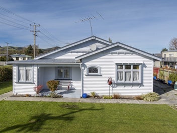 23 Chaucer Street, Milton, Milton