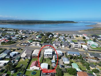 9 Roore Street, Foxton Beach, Foxton