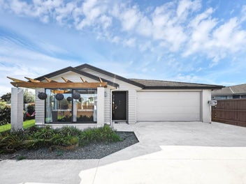12 Biplane Street, Takanini, Auckland