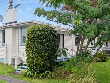 49 Queen Road, Bellevue, Tauranga
