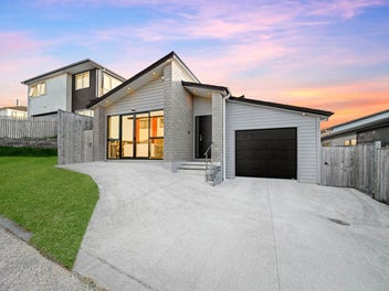 126 Thomas Road, Flat Bush, Auckland