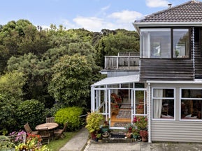 88 Howard Road, Point Howard, Lower Hutt