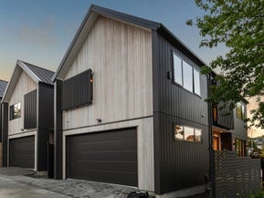 32B Lyons Avenue, Murrays Bay, Auckland