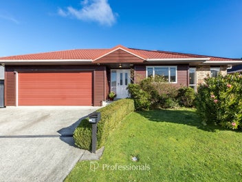 10 McEwen Crescent, Riverstone Terraces, Upper Hutt