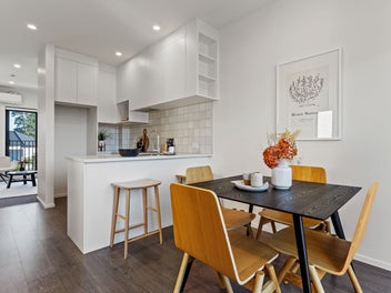 6/28 Westgate Drive, Westgate, Auckland