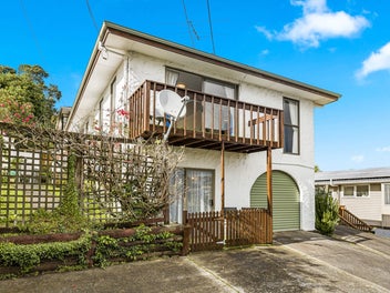 1/12 Glenvar Road, Torbay, Auckland