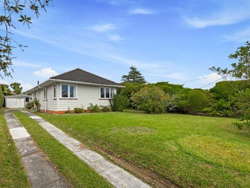 30 Amberley Avenue, Te Atatu South, Auckland